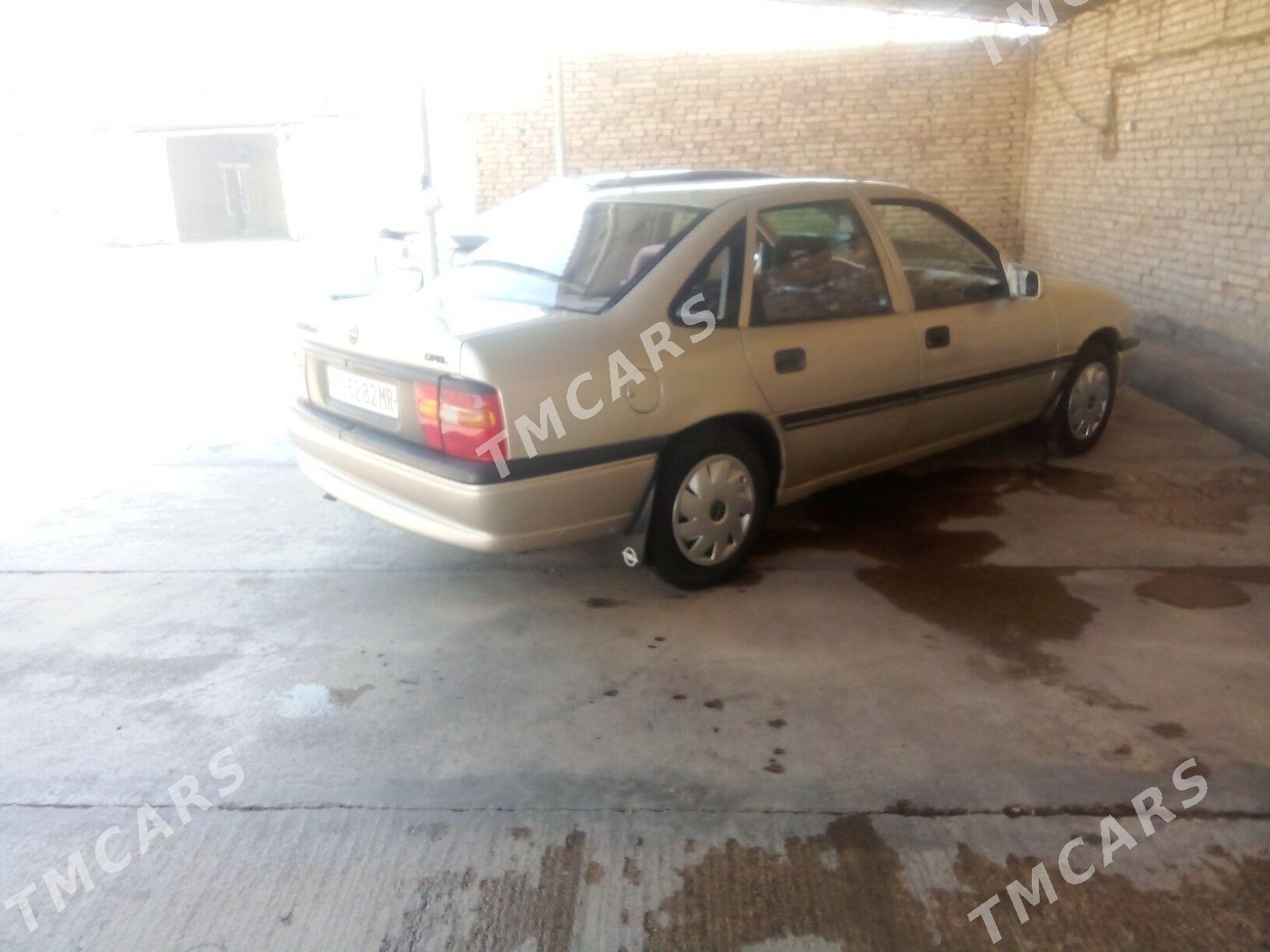 Opel Vectra 1993 - 45 000 TMT - Мары - img 5