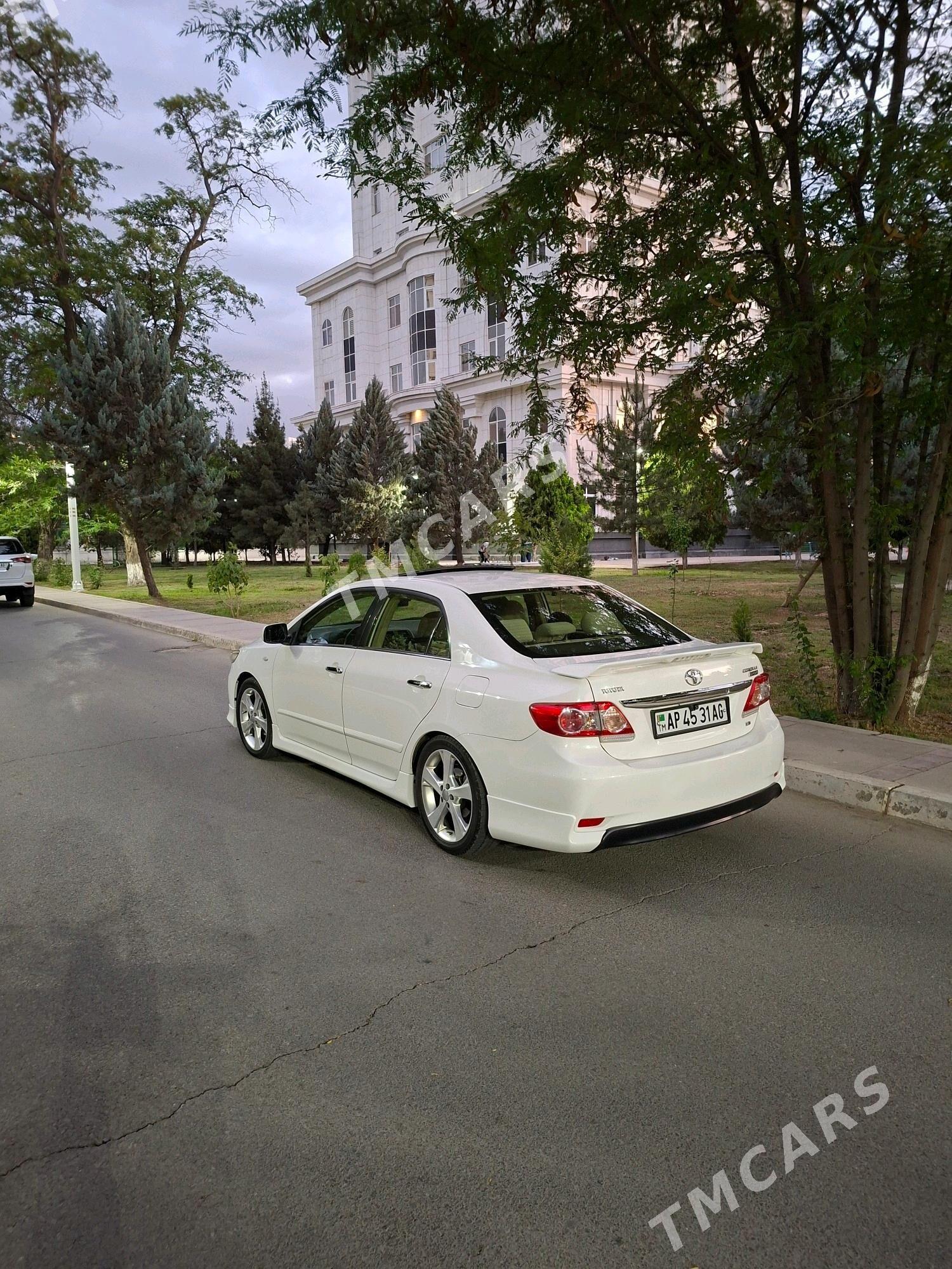 Toyota Corolla 2013 - 199 000 TMT - Ашхабад - img 3