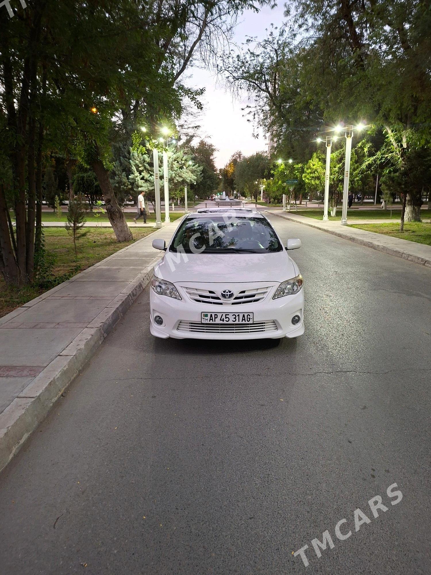 Toyota Corolla 2013 - 199 000 TMT - Ашхабад - img 4
