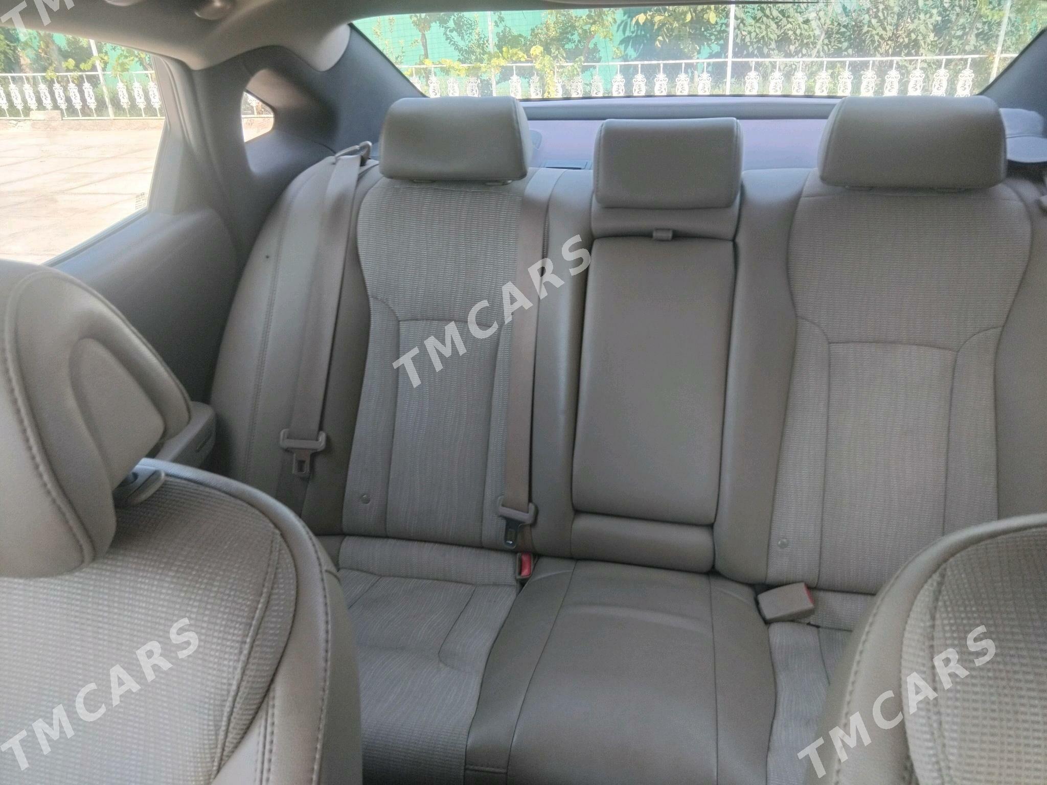 Hyundai Grandeur 2014 - 232 000 TMT - Ашхабад - img 4