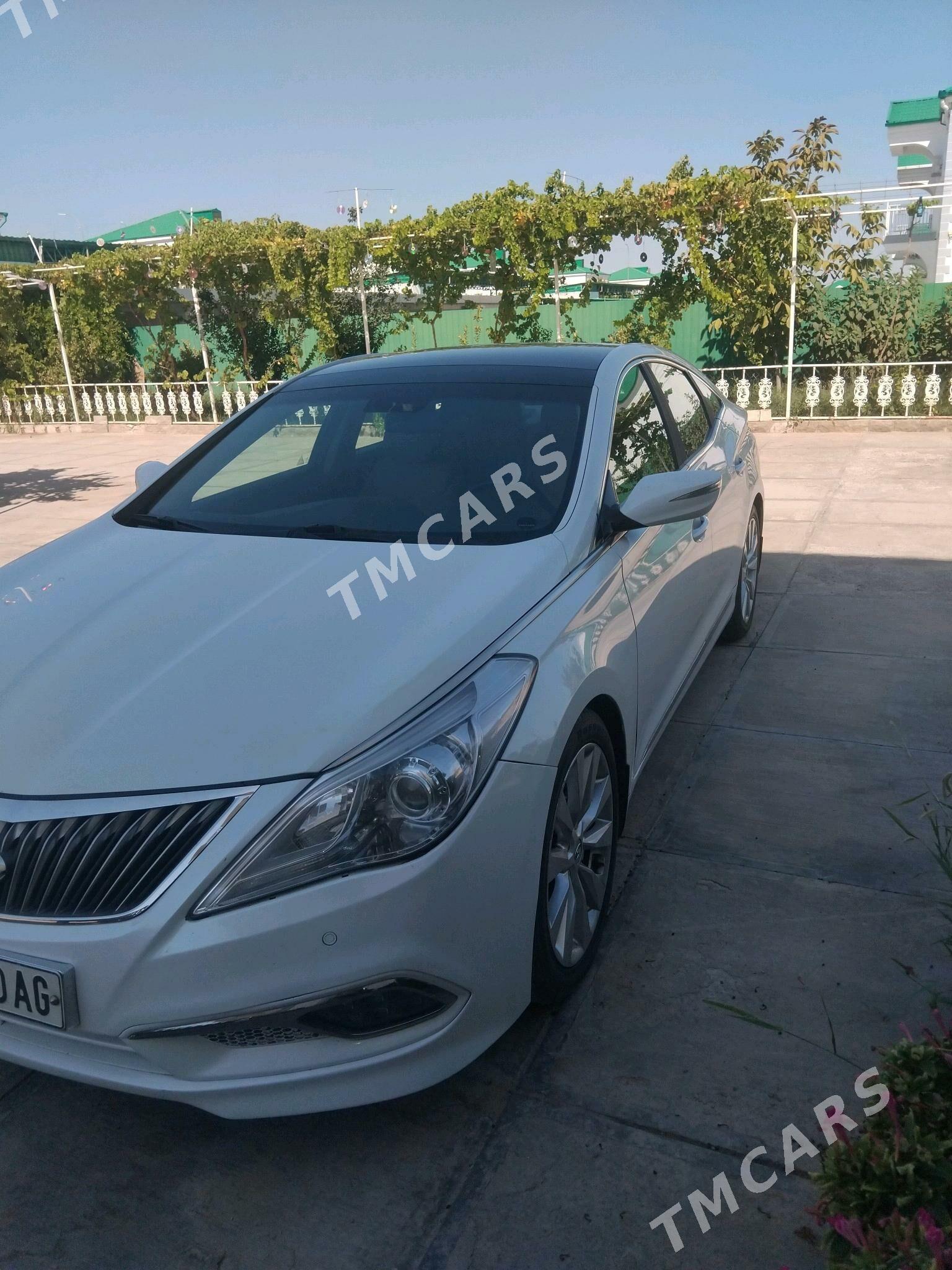 Hyundai Grandeur 2014 - 232 000 TMT - Ашхабад - img 9