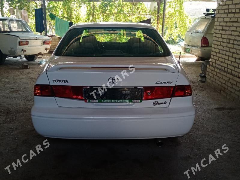 Toyota Camry 1998 - 110 000 TMT - Ходжамбаз - img 3