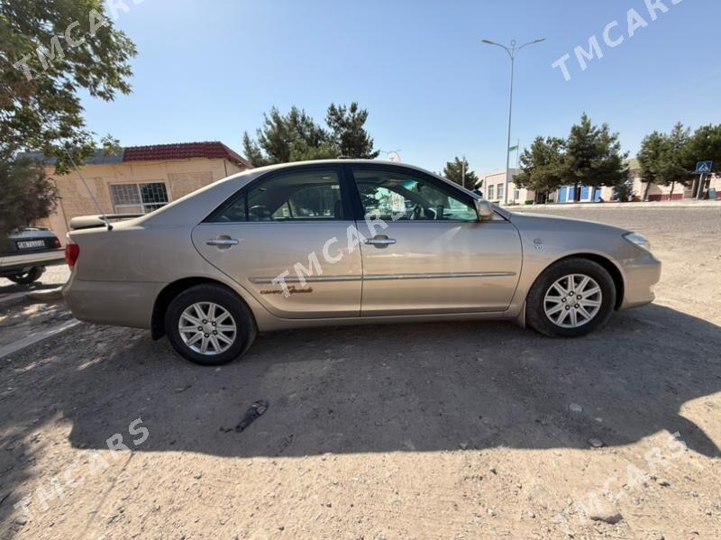 Toyota Camry 2004 - 240 000 TMT - Dänew - img 6