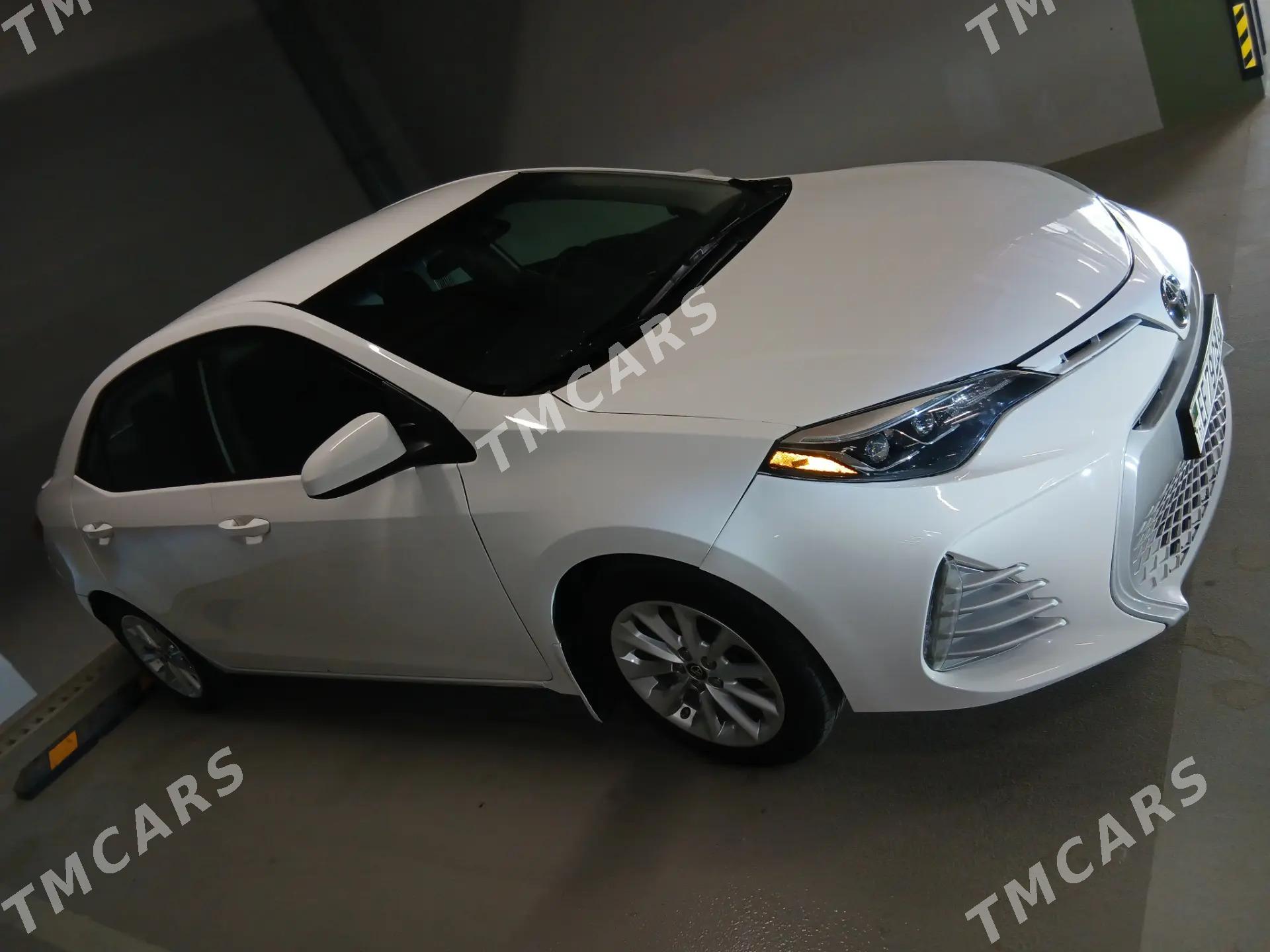 Toyota Corolla 2018 - 190 000 TMT - Ашхабад - img 3