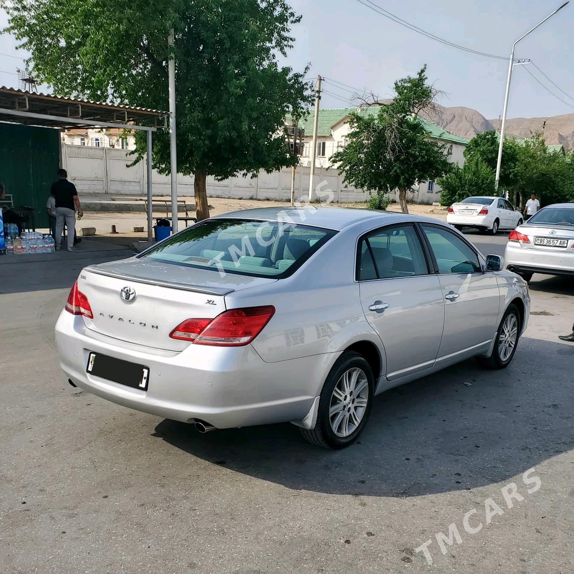 Toyota Avalon 2005 - 150 000 TMT - Берекет - img 4