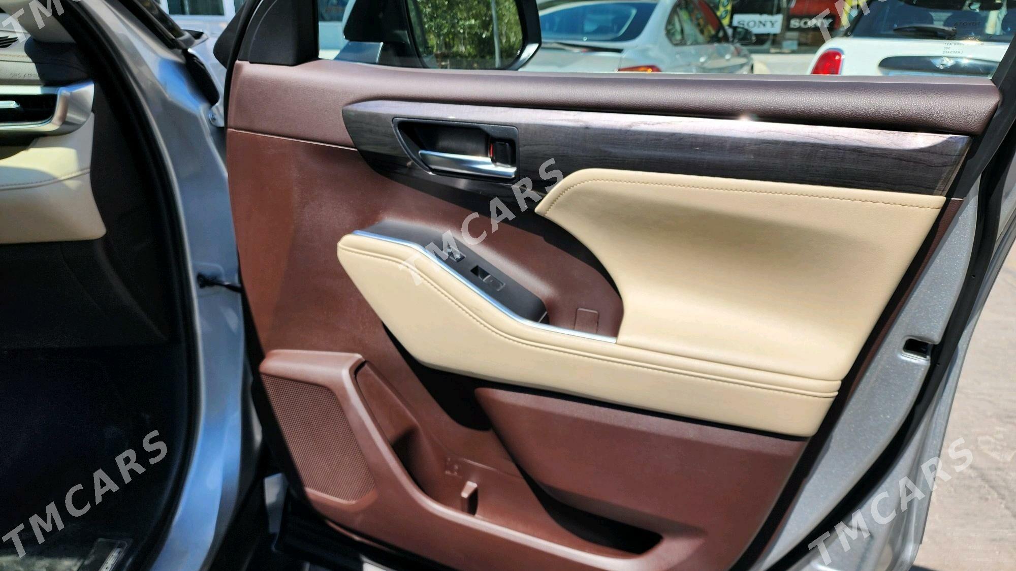 Toyota Highlander 2021 - 710 000 TMT - Дашогуз - img 2
