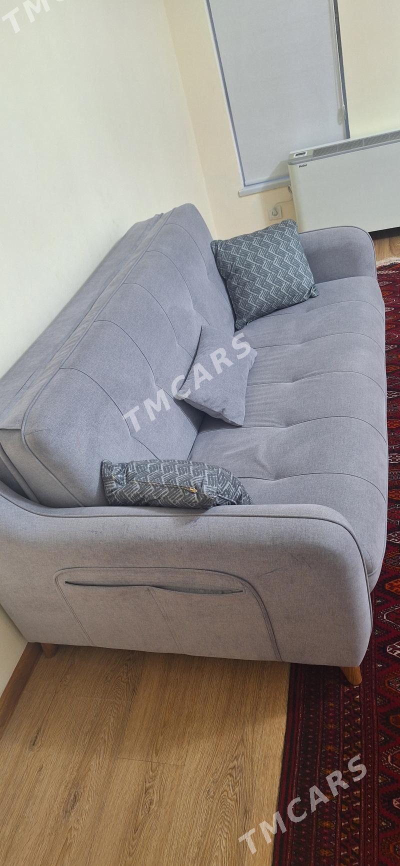 Diwan turk onumi Istikbar - Ашхабад - img 5