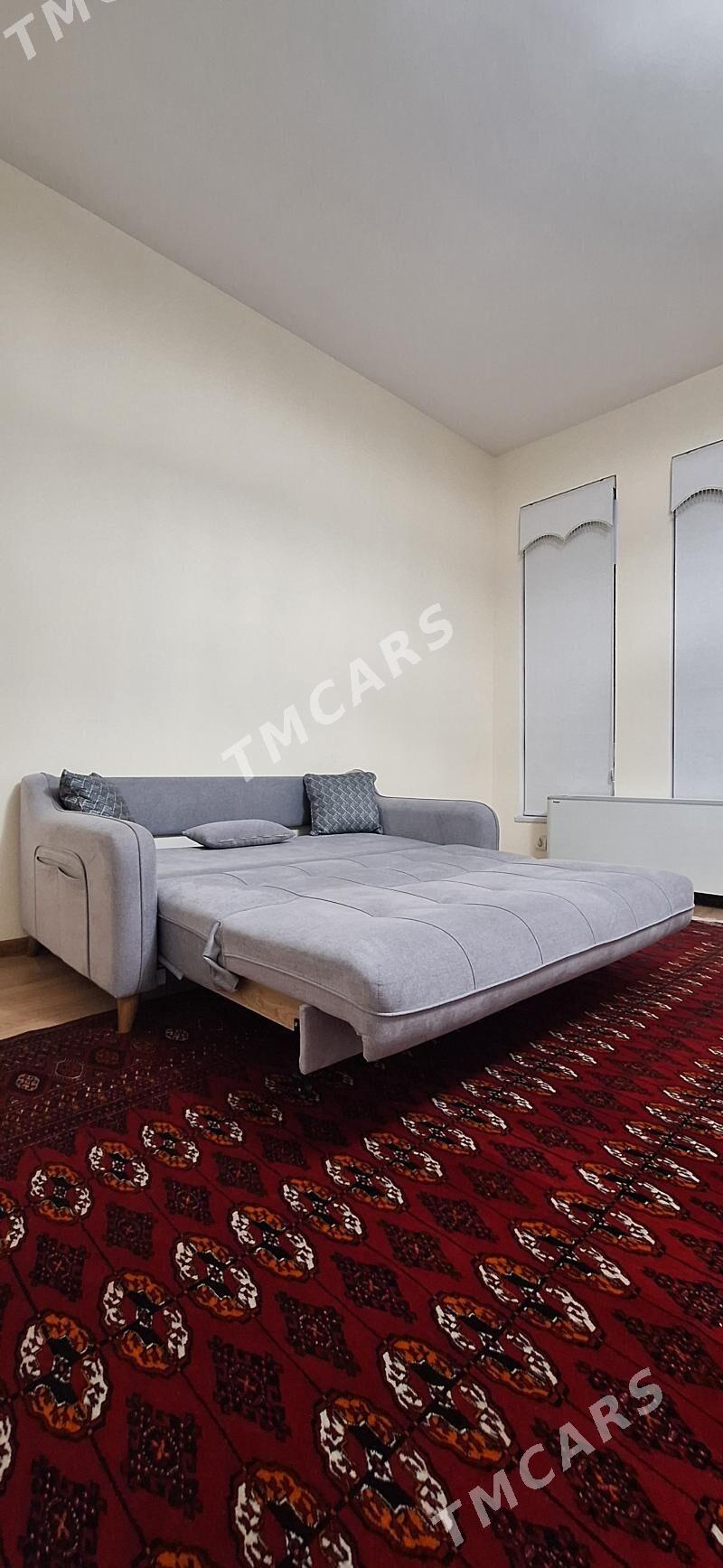 Diwan turk onumi Istikbar - Ашхабад - img 3