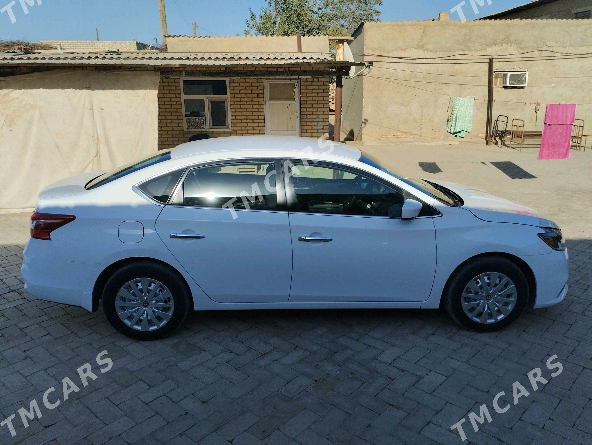 Nissan Sentra 2019 - 170 000 TMT - Мары - img 3