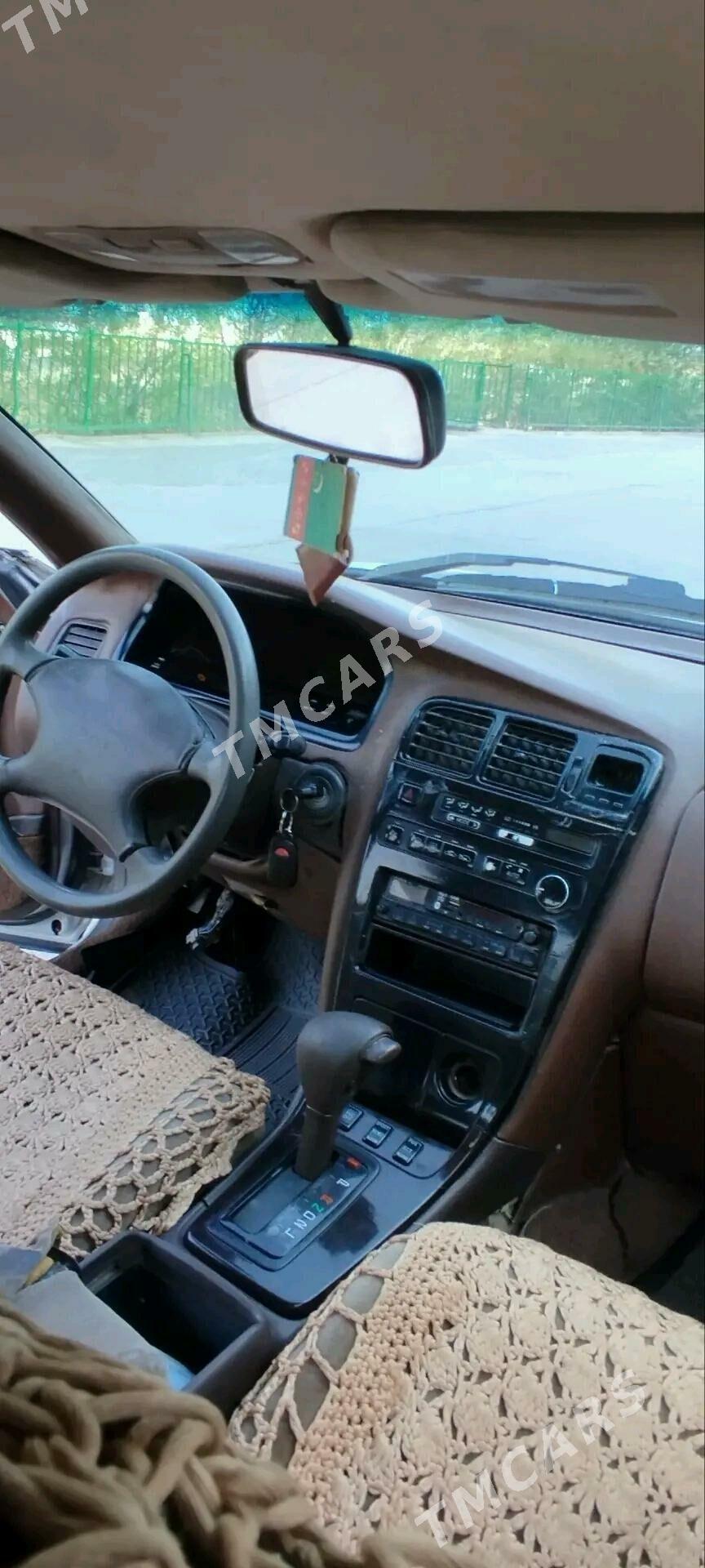 Toyota Mark II 1993 - 46 000 TMT - Мары - img 6