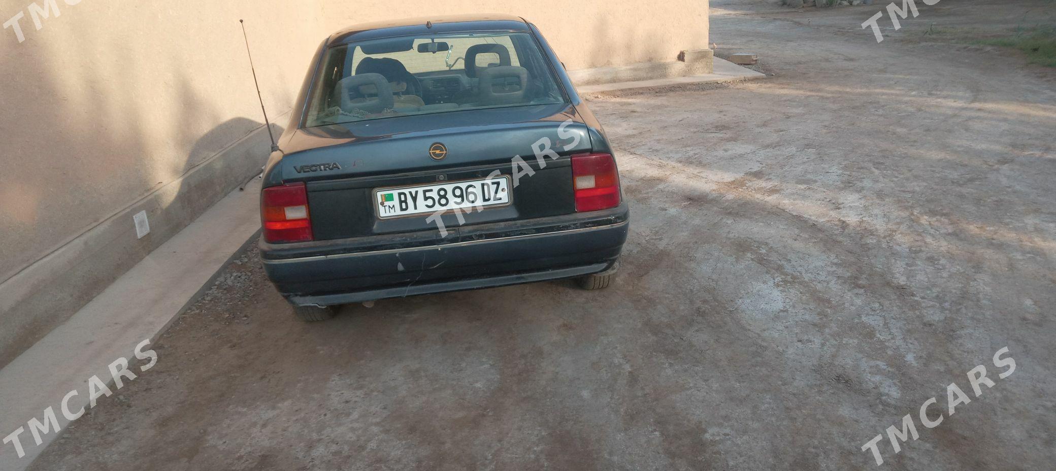 Opel Vectra 1988 - 25 000 TMT - Köneürgenç - img 3