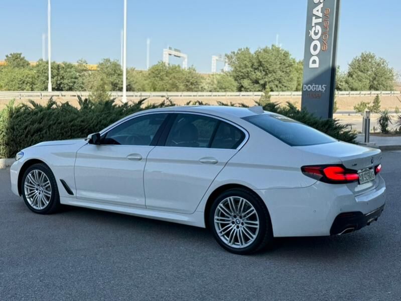 BMW 5 Series 2018 - 590 000 TMT - Aşgabat - img 8