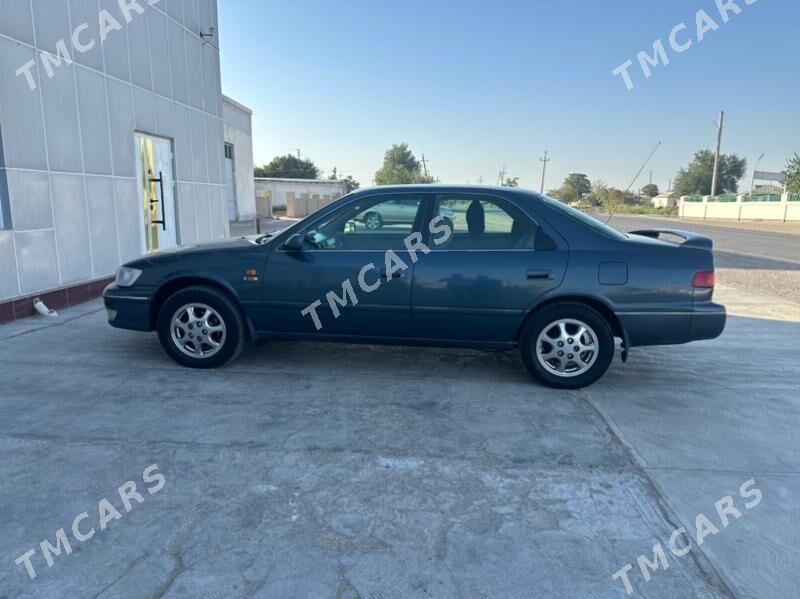 Toyota Camry 2001 - 125 000 TMT - Туркменгала - img 4