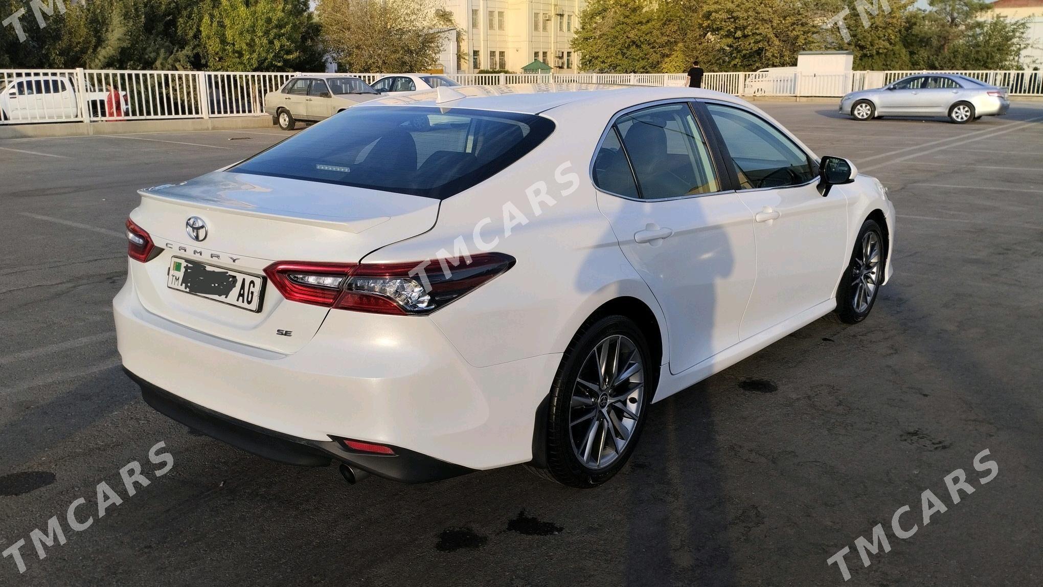Toyota Camry 2021 - 320 000 TMT - Aşgabat - img 4