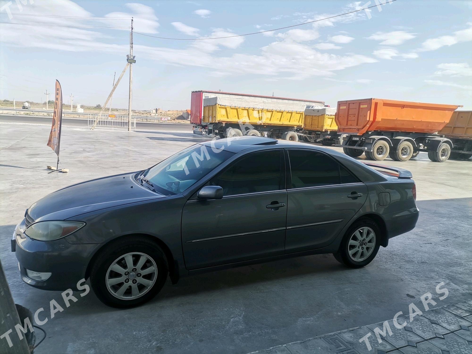 Toyota Camry 2002 - 170 000 TMT - Мары - img 3