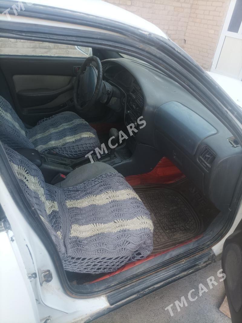Toyota Camry 1996 - 50 000 TMT - Çärjew - img 2