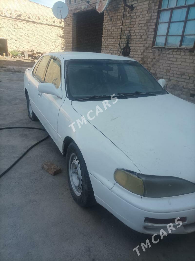 Toyota Camry 1996 - 50 000 TMT - Çärjew - img 4