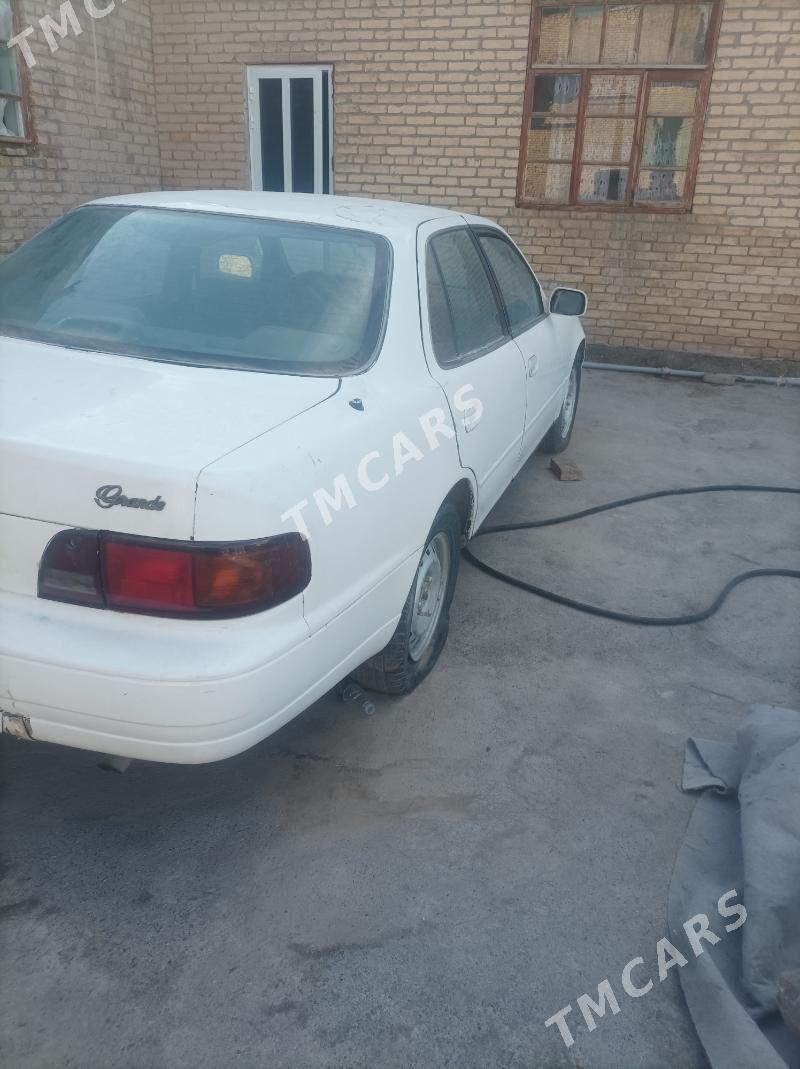 Toyota Camry 1996 - 50 000 TMT - Çärjew - img 3