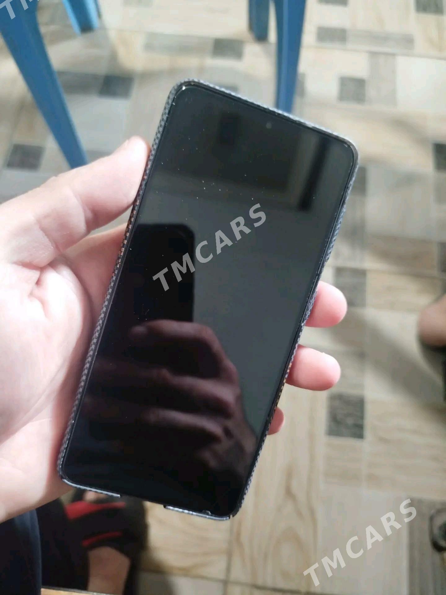 Galaxy S21 - Бабадайхан - img 4