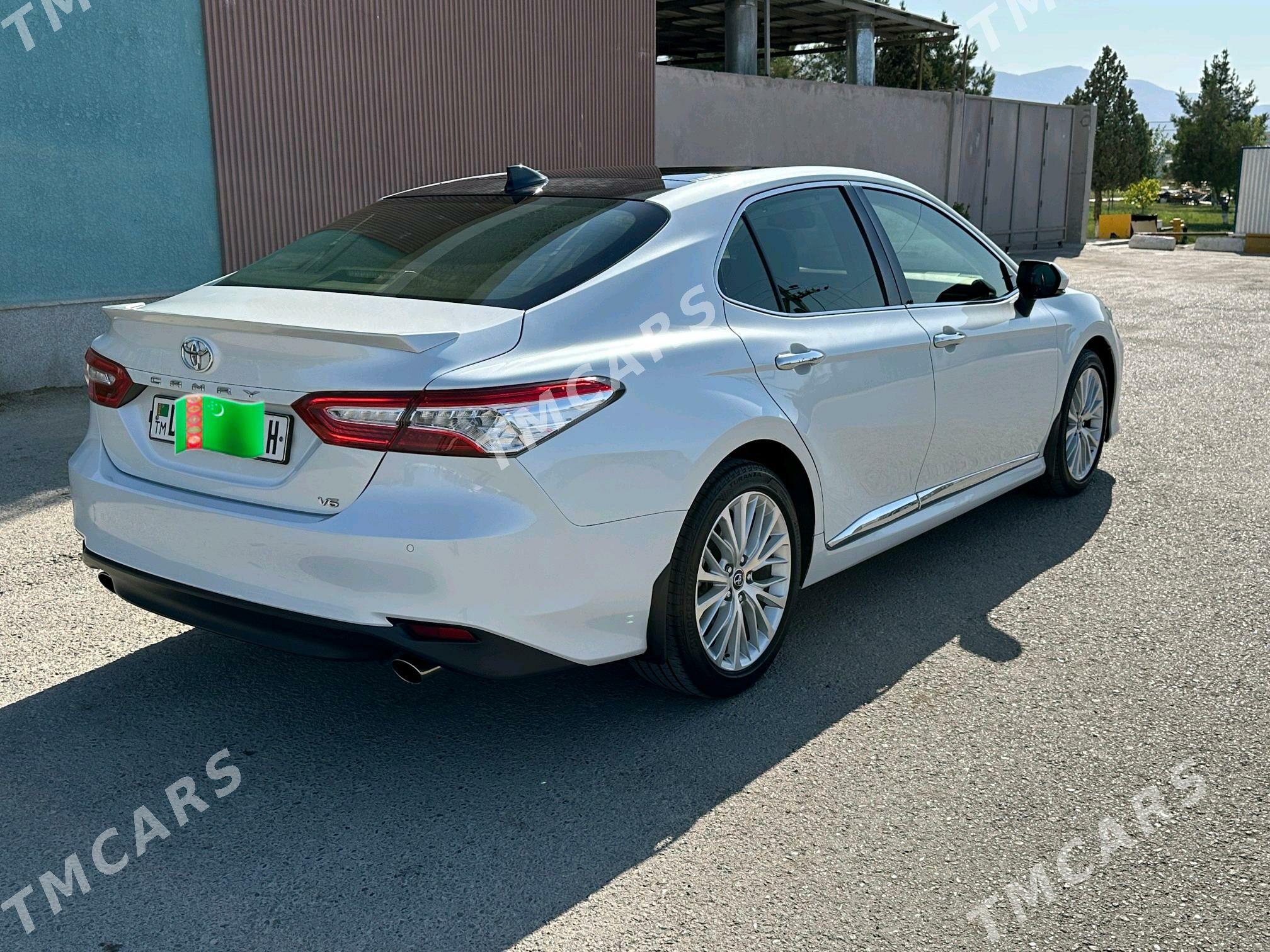 Toyota Camry 2019 - 600 000 TMT - Aşgabat - img 2