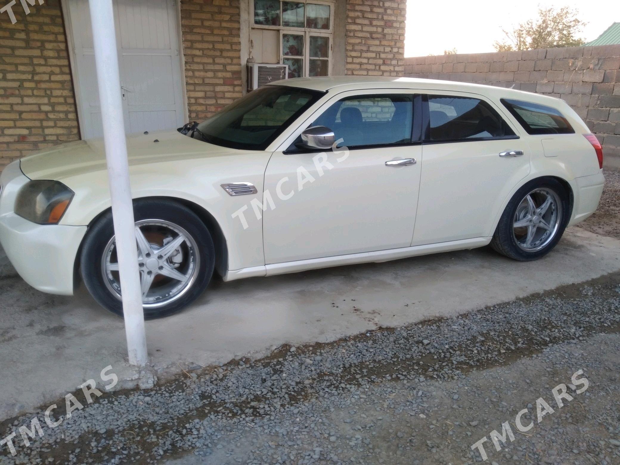Chrysler 300C 2005 - 70 000 TMT - Бахарден - img 2