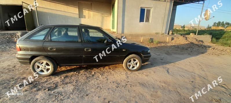 Opel Astra 1996 - 60 000 TMT - Шабатский этрап - img 2