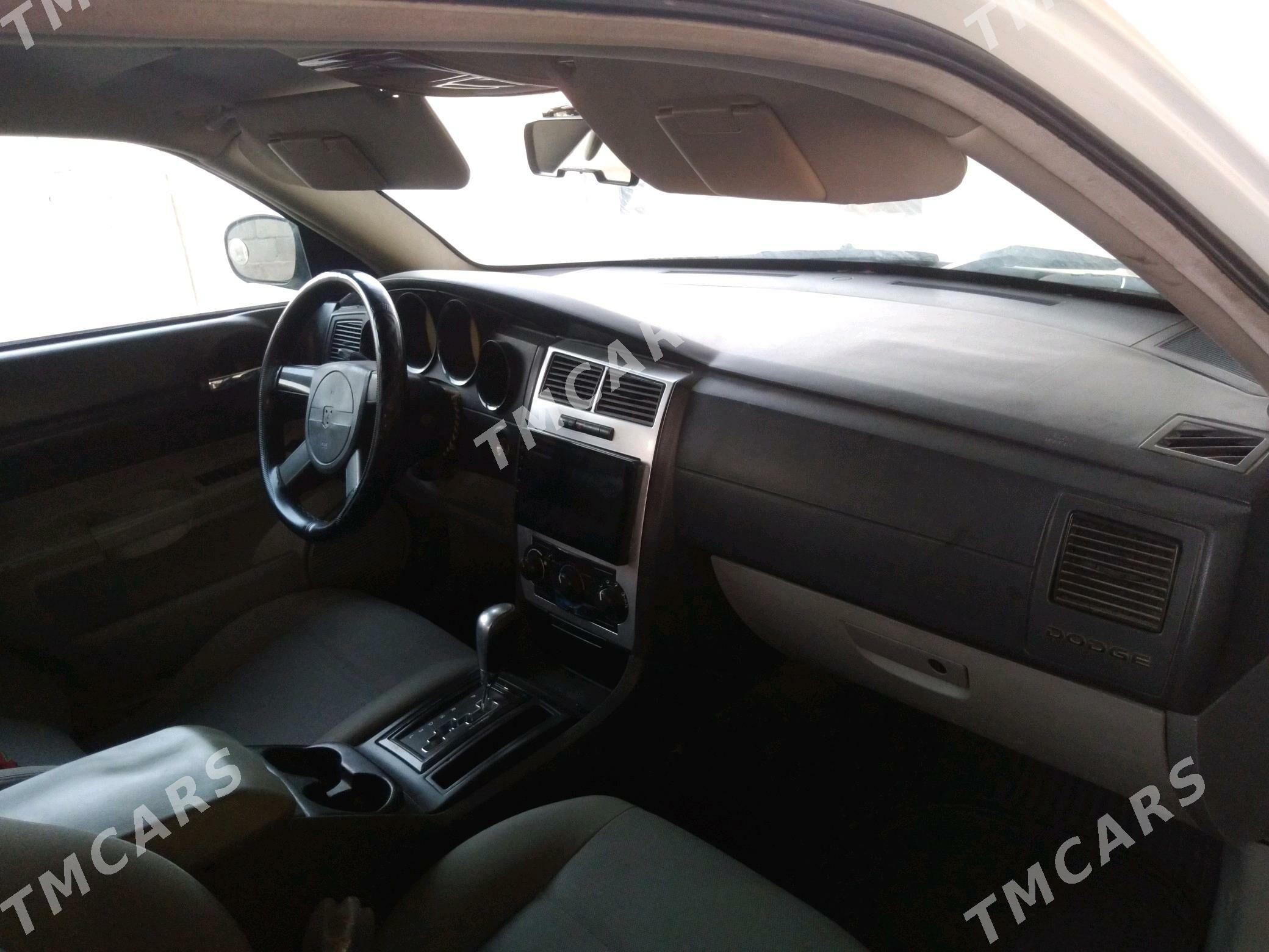Chrysler 300C 2005 - 70 000 TMT - Бахарден - img 4