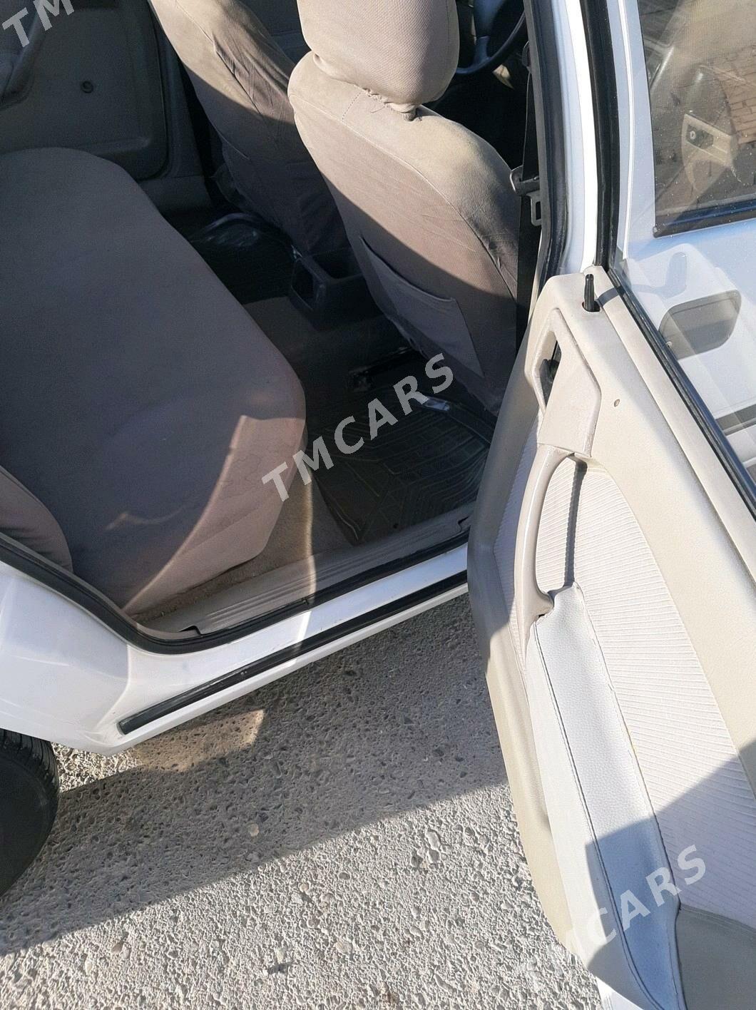 Opel Vectra 1991 - 35 000 TMT - Бахарден - img 6