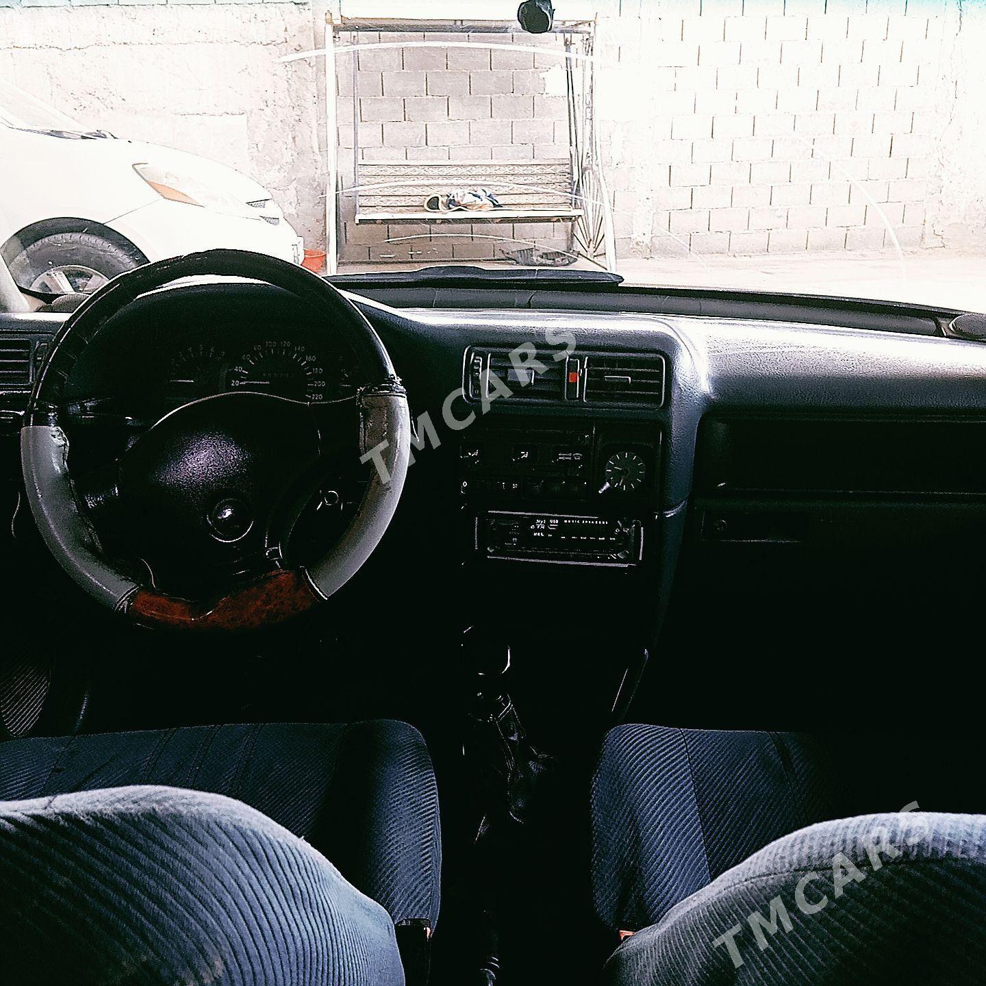 Opel Vectra 1990 - 26 000 TMT - Tejen - img 2
