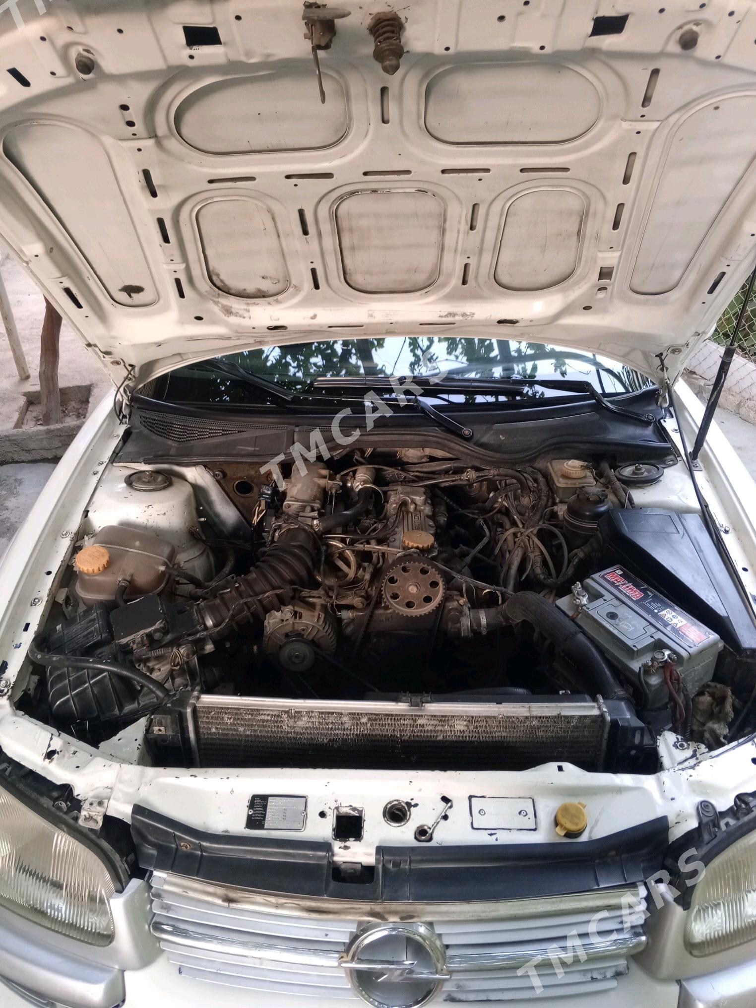 Opel Omega 1995 - 36 000 TMT - Мары - img 6