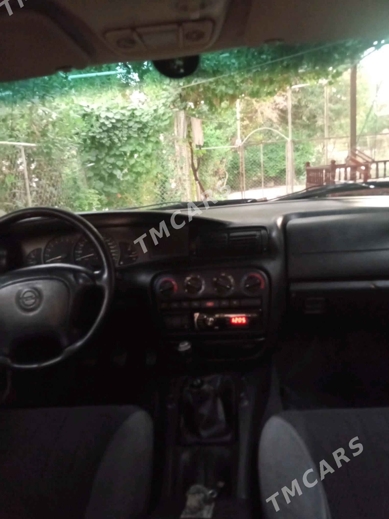 Opel Omega 1995 - 36 000 TMT - Мары - img 7