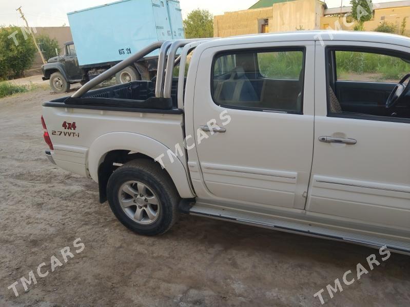 Toyota Hilux 2007 - 230 000 TMT - Köneürgenç - img 6