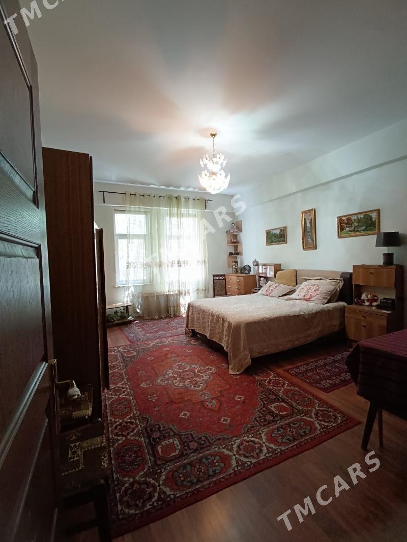1 Эт.3 ком-98м².Гоголя - Aşgabat - img 2