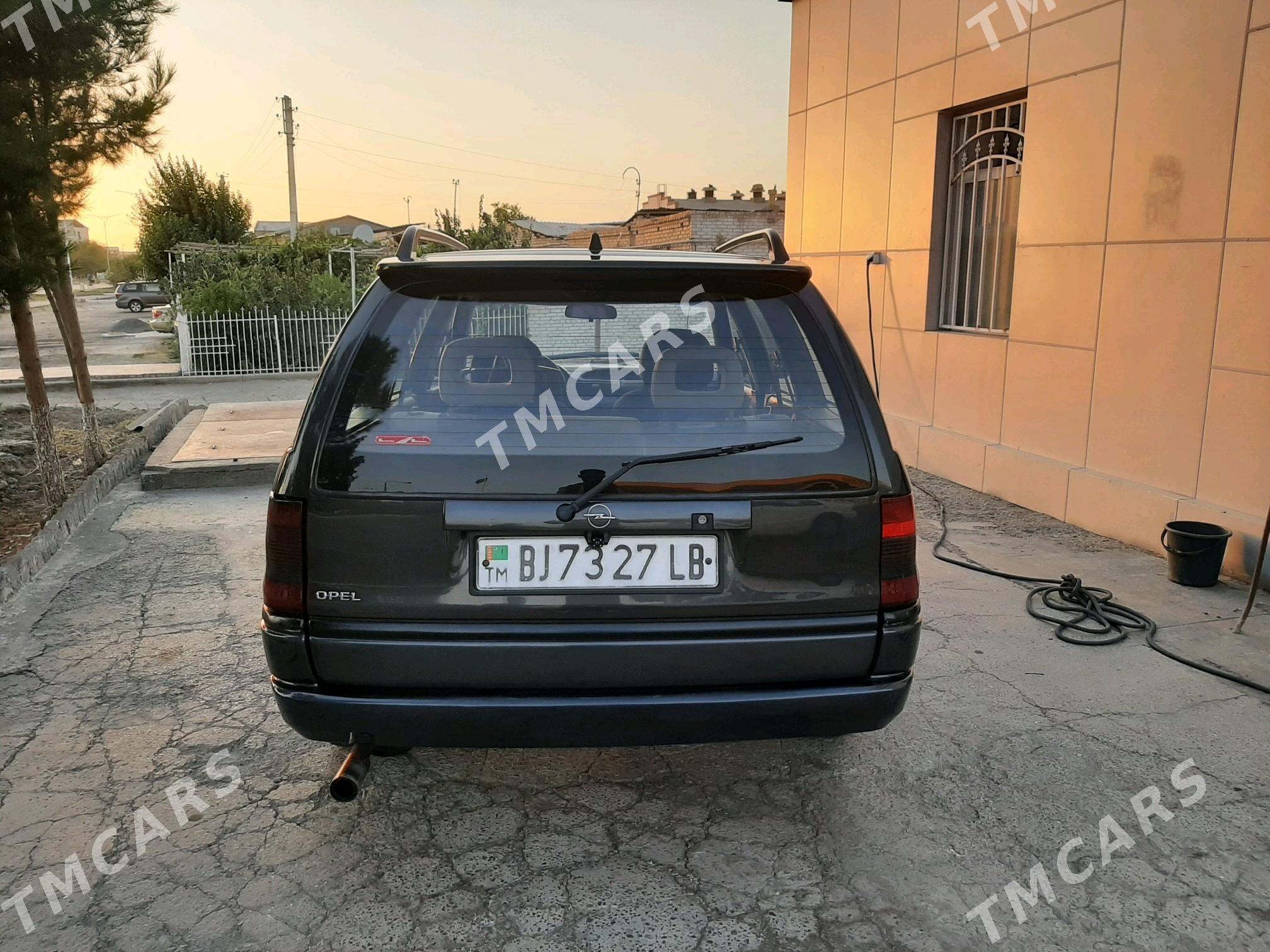 Opel Astra 1993 - 47 000 TMT - Чарджоу - img 4
