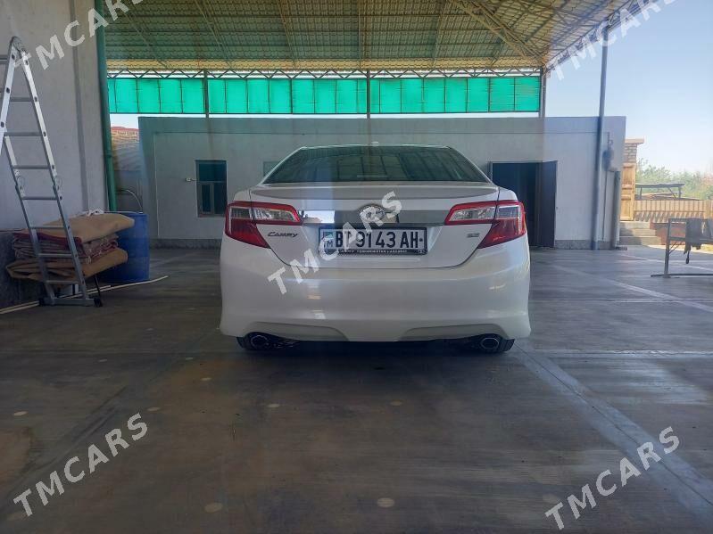 Toyota Camry 2012 - 240 000 TMT - Babadaýhan - img 6