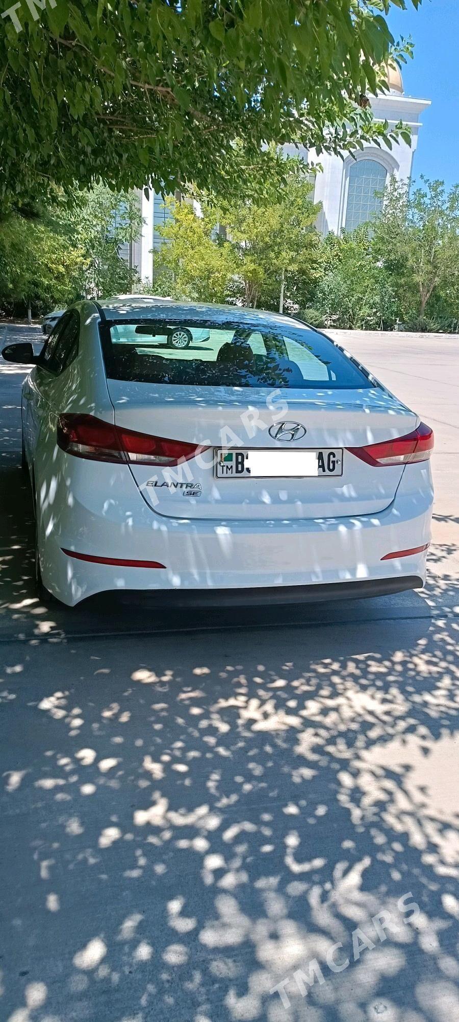 Hyundai Elantra 2018 - 200 000 TMT - Büzmeýin - img 6