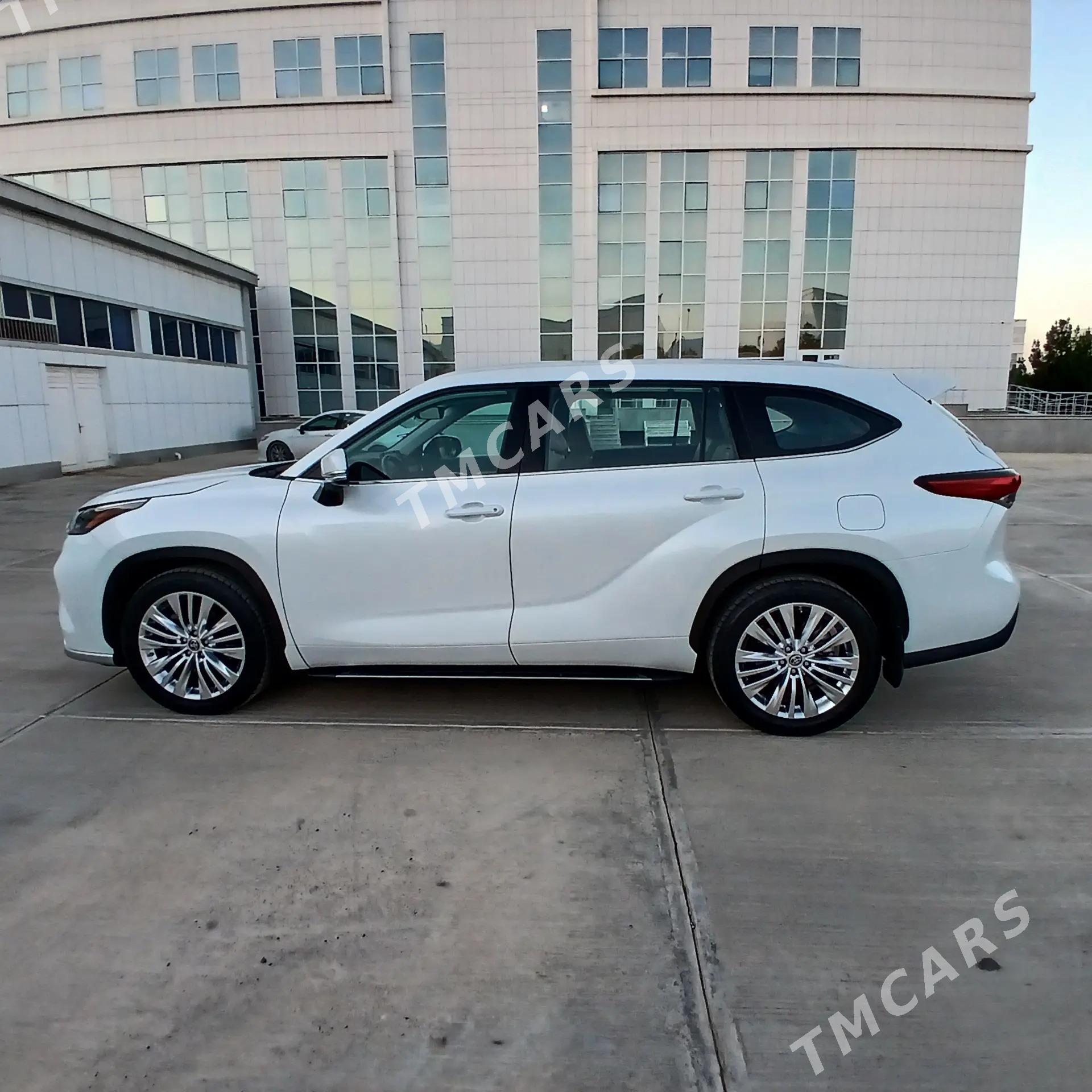 Toyota Highlander 2022 - 698 000 TMT - G.Kuliýew köç. (Obýezdnoý) - img 5