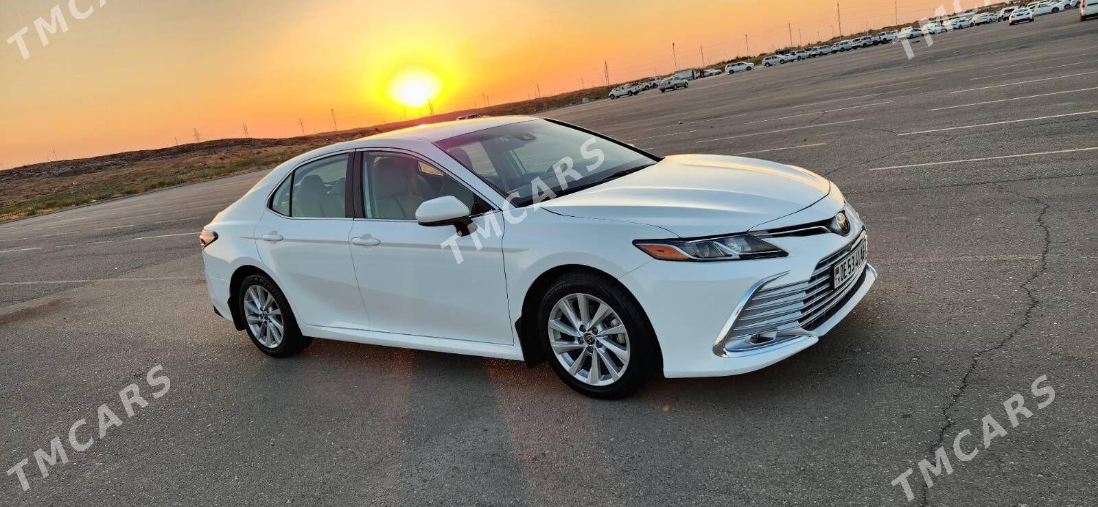 Toyota Camry 2022 - 350 000 TMT - Aşgabat - img 3