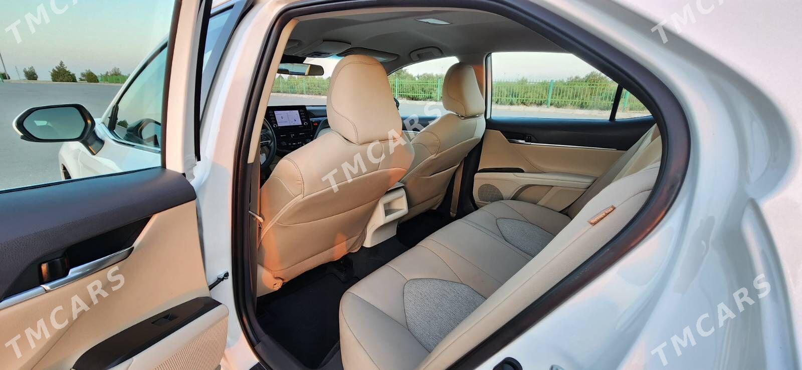 Toyota Camry 2022 - 350 000 TMT - Aşgabat - img 5