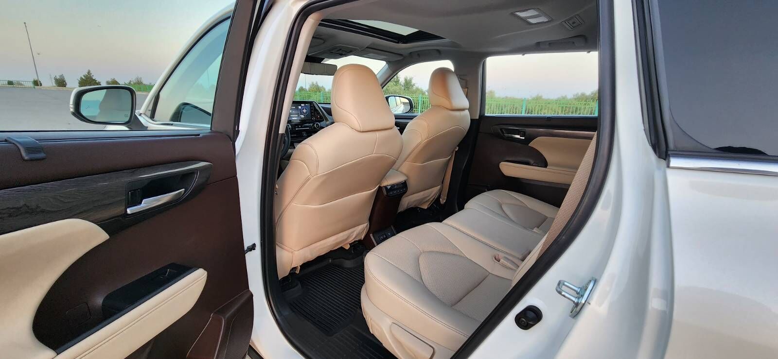 Toyota Highlander 2021 - 690 000 TMT - Aşgabat - img 7