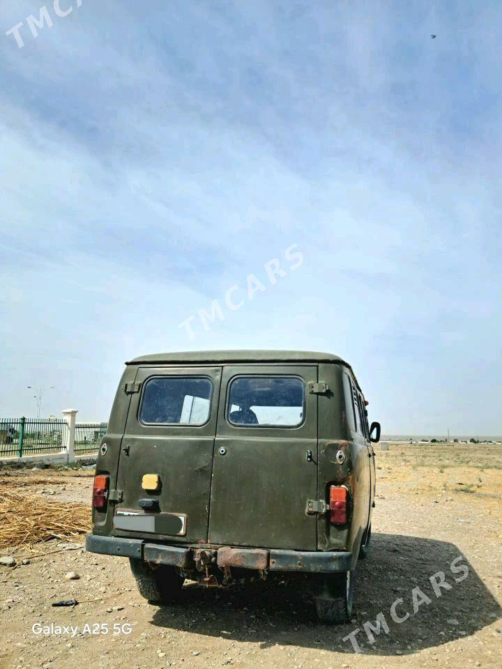 UAZ 452 1984 - 20 000 TMT - Джебел - img 3