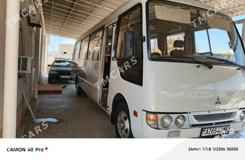 Mitsubishi Rosa 2003 - 280 000 TMT - Мары - img 2