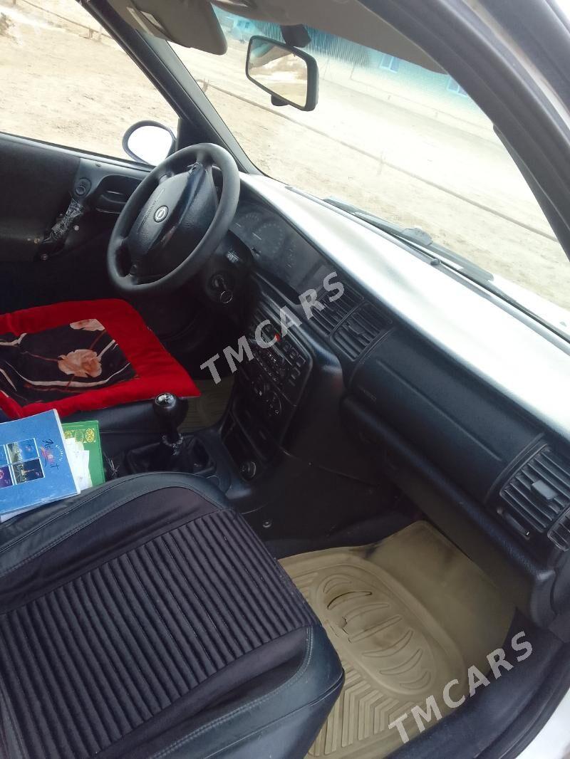 Opel Antara 1998 - 50 000 TMT - Мары - img 3