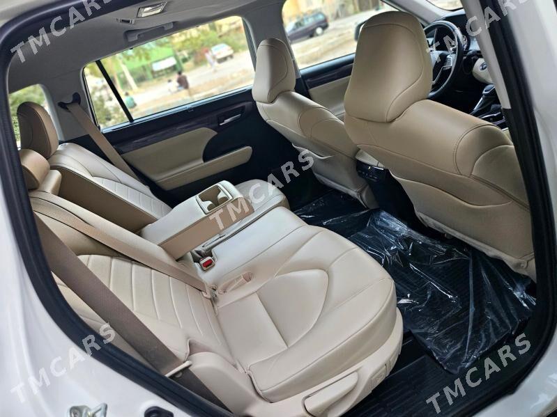 Toyota Highlander 2023 - 530 000 TMT - Мары - img 3