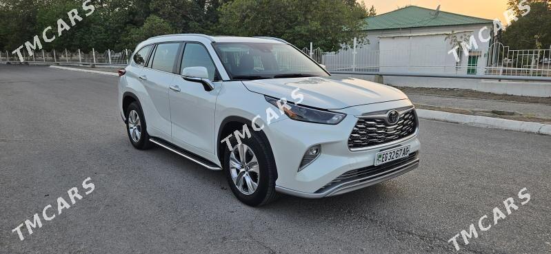 Toyota Highlander 2022 - 630 000 TMT - Aşgabat - img 2