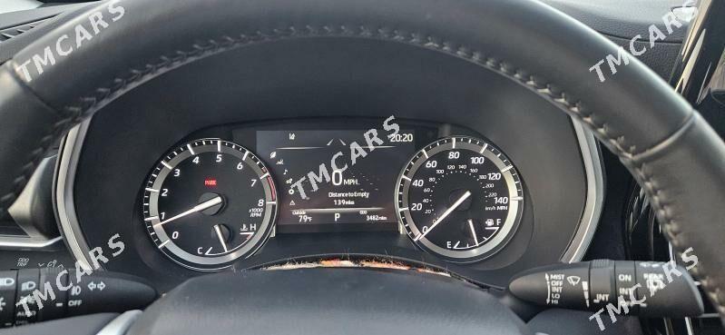 Toyota Highlander 2022 - 630 000 TMT - Aşgabat - img 8