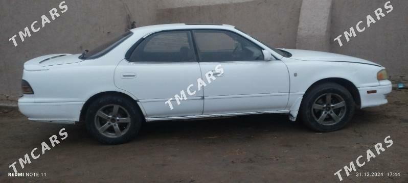 Toyota Camry 1992 - 40 000 TMT - Гурбансолтан Едже - img 5