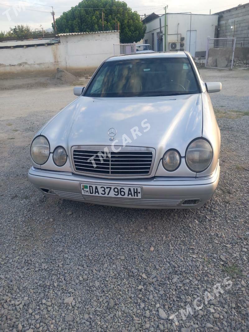 Mercedes-Benz E430 1999 - 100 000 TMT - Bäherden - img 4