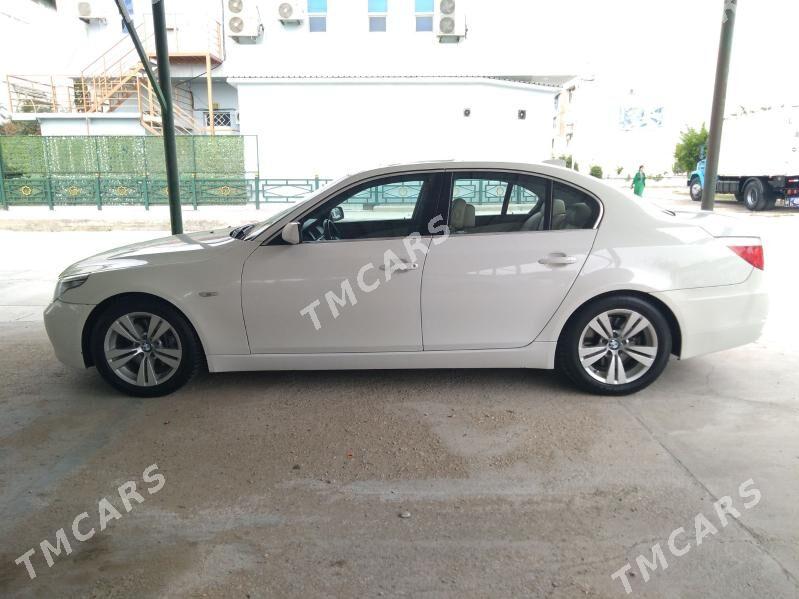 BMW E60 2009 - 178 000 TMT - Балканабат - img 5