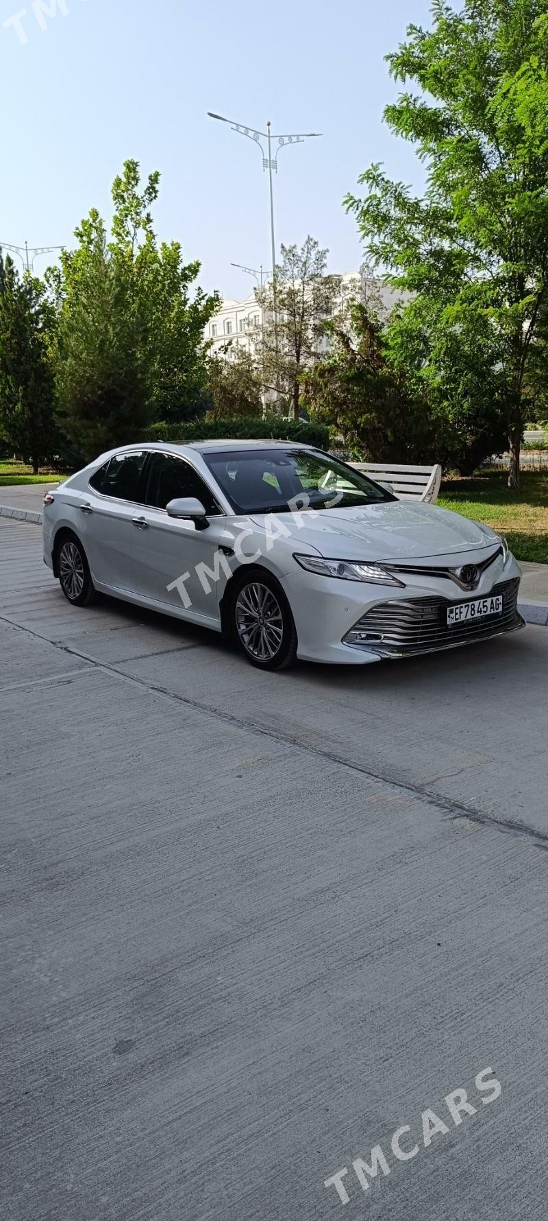 Toyota Camry 2018 - 415 000 TMT - Ашхабад - img 9